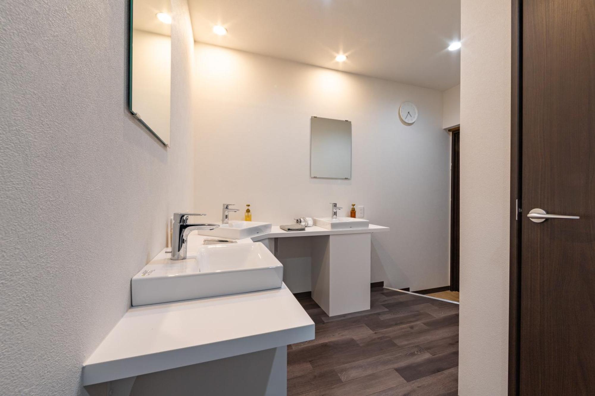 Hostel Jaq Такамацу Екстериор снимка