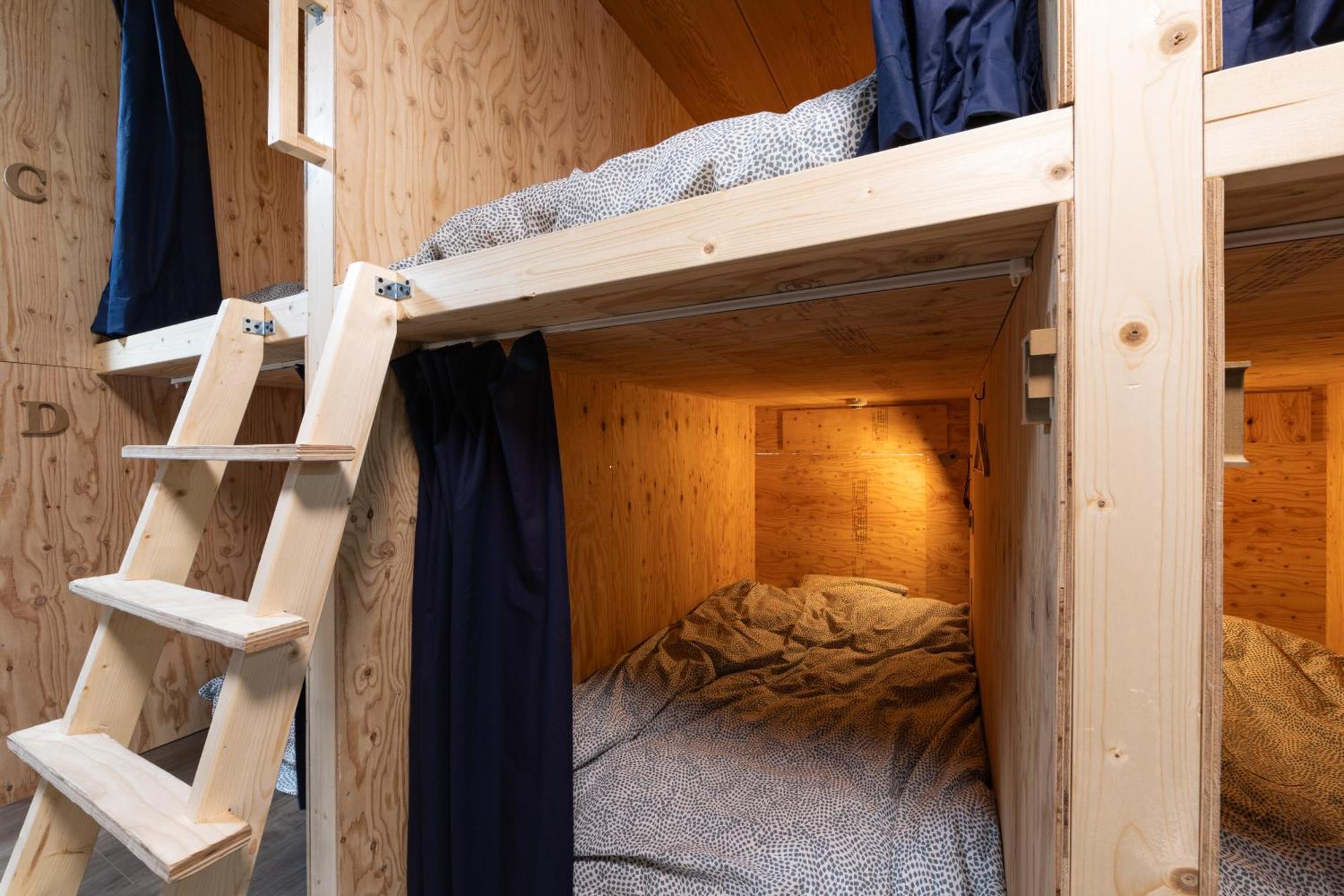 Hostel Jaq Такамацу Екстериор снимка