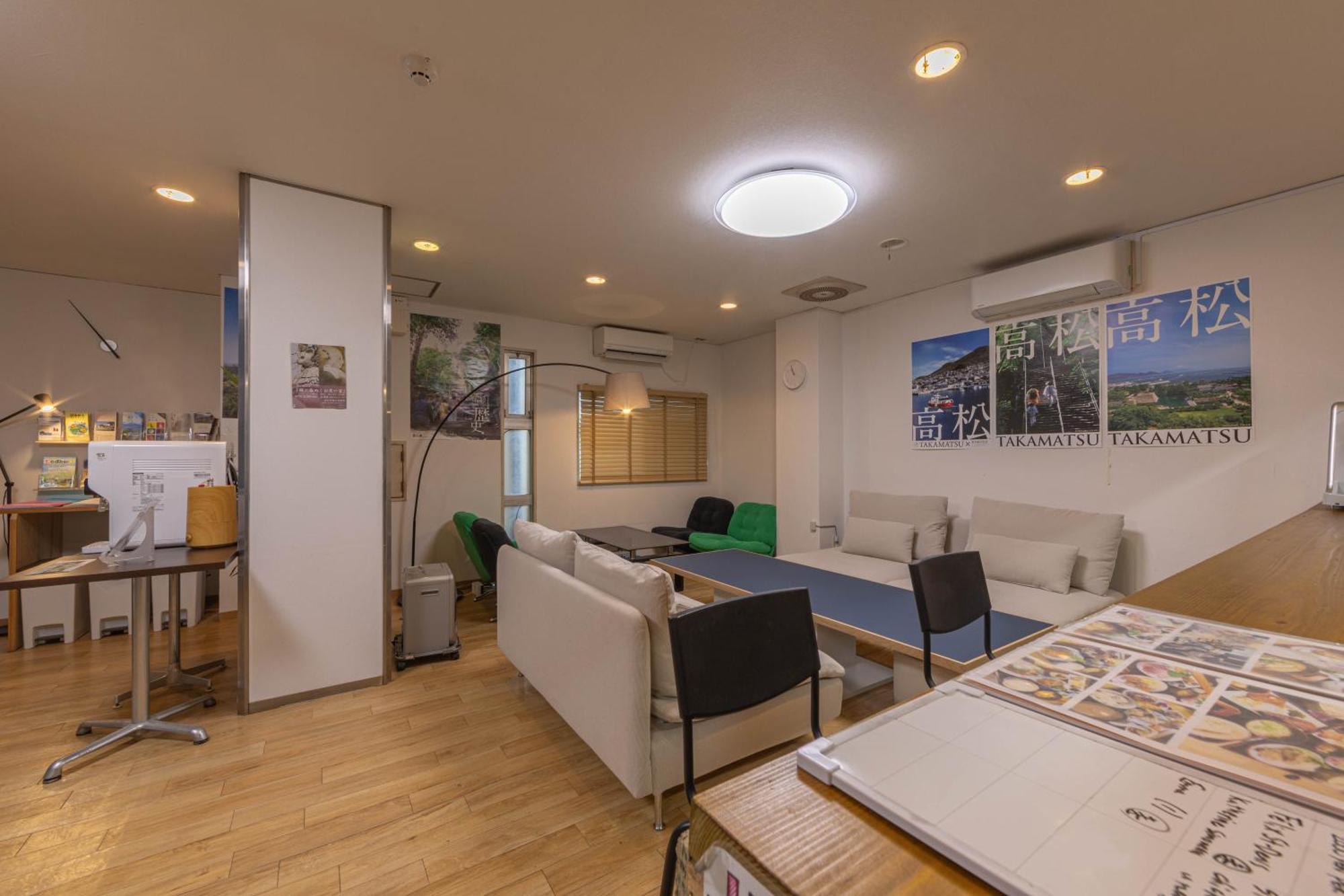 Hostel Jaq Такамацу Екстериор снимка