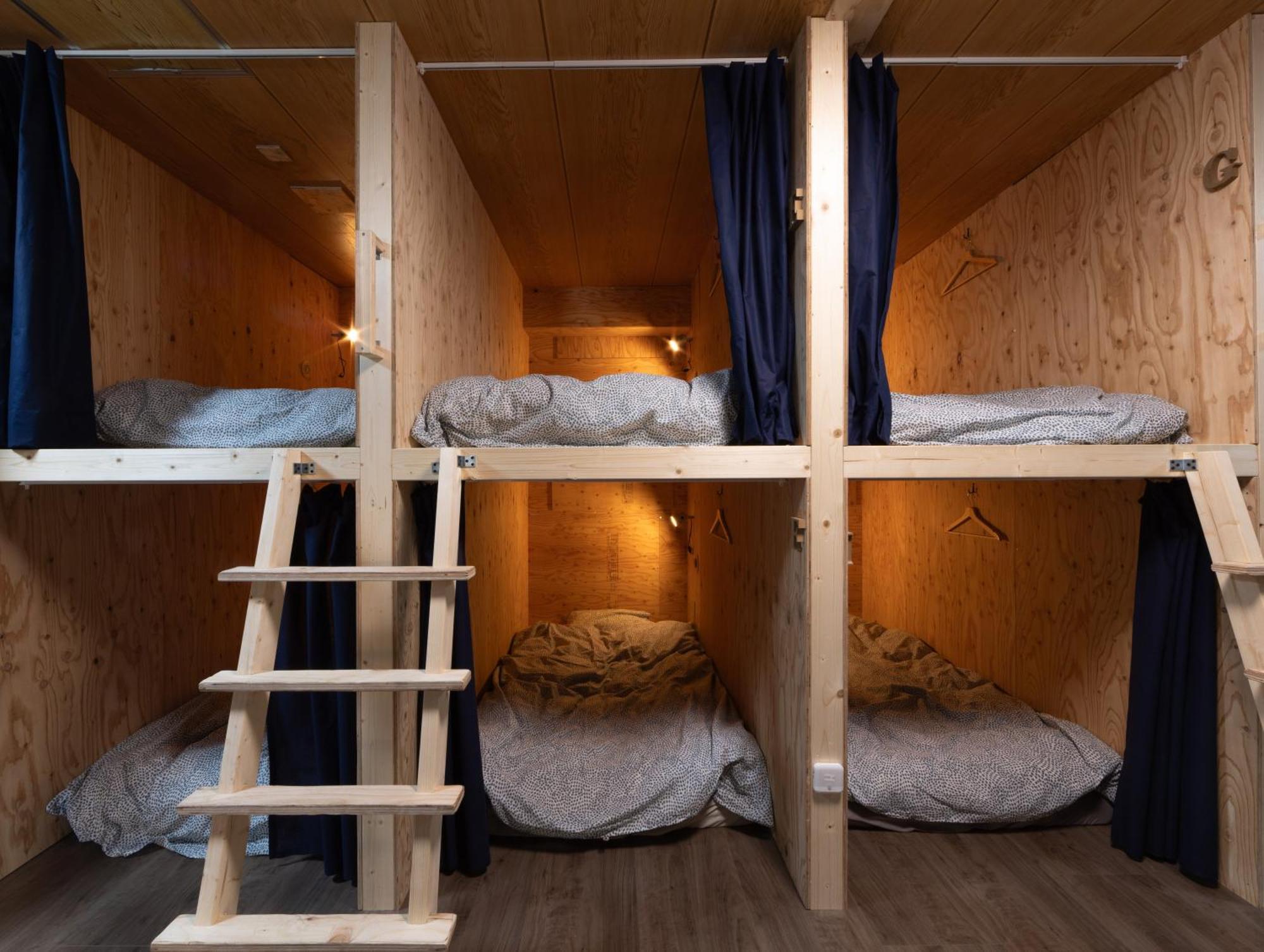 Hostel Jaq Такамацу Екстериор снимка